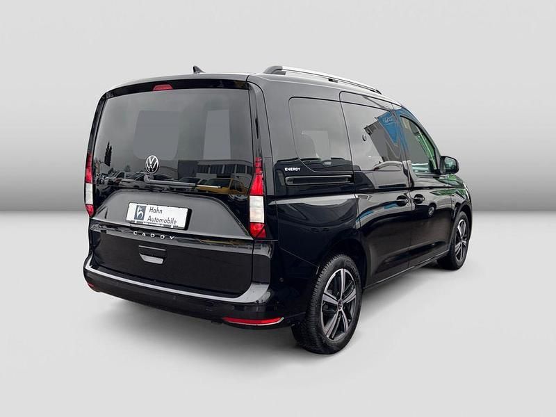 Neu VW Caddy 116 PS (85 kW) 2025 Deep black perleffekt Van / Kleinbus