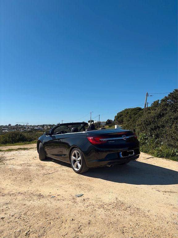 Gebraucht Opel Cascada 165 PS (121 kW) 2014 Schwarz Cabrio