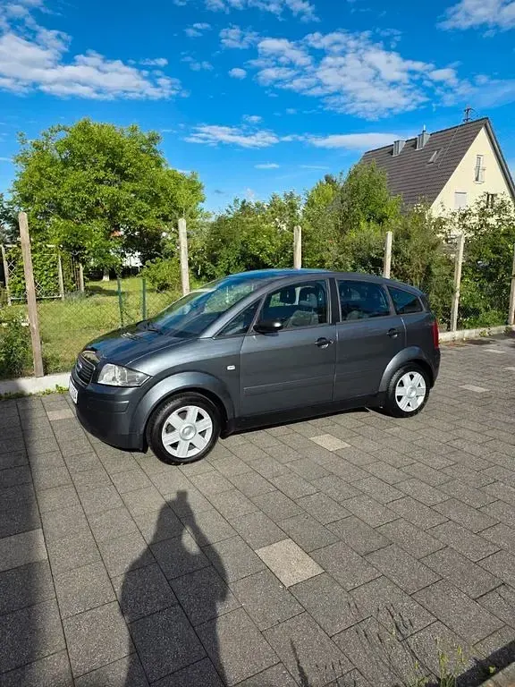 Gebraucht Audi A2 75 PS (55 kW) 2005 Kleinwagen