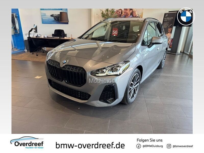 Grau Neu 2025 BMW 218 Active Tourer Performance Van / Kleinbus | 50.080 € - Bild 1/4