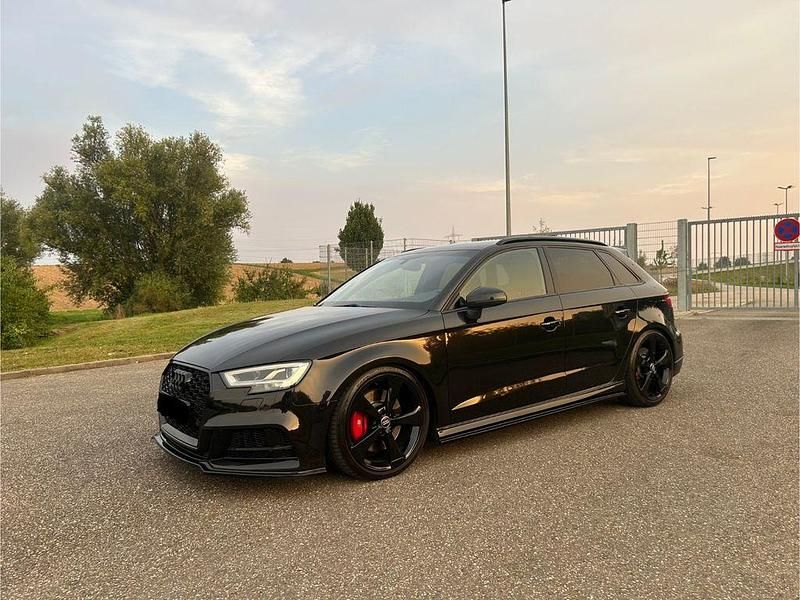 Gebraucht Audi S3 Ambiente 310 PS (228 kW) 2016 Schwarz Limousine