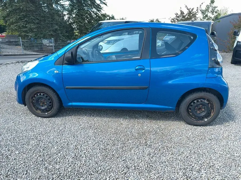 Gebraucht Citroën C1 Chic 68 PS (50 kW) 2010 Blaue Kleinwagen