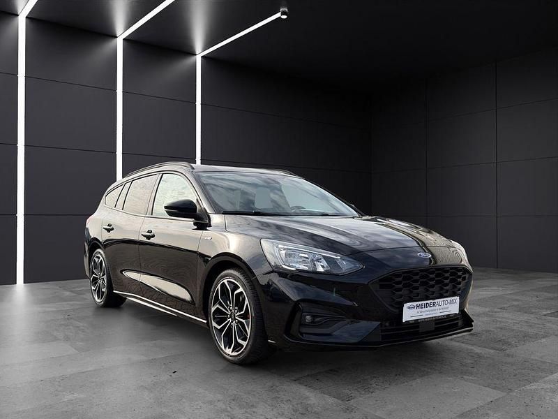 Gebraucht Ford Focus ST-Line X 182 PS (133 kW) 2021 Schwarz Limousine