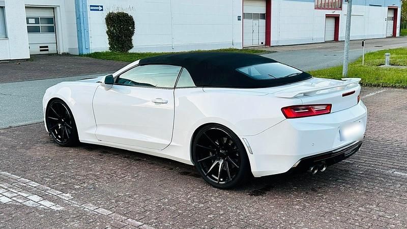 Gebraucht Chevrolet Camaro 453 PS (333 kW) 2018 Weiß Cabrio