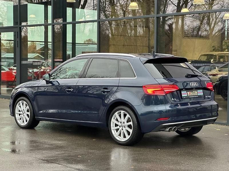 Gebraucht Audi A3 Sport 150 PS (110 kW) 2019 Moonnight blue metallic Limousine