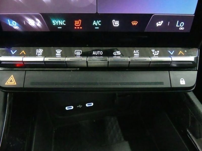 Gebraucht Renault Espace 131 PS (96 kW) 2024 Weiß Van / Kleinbus