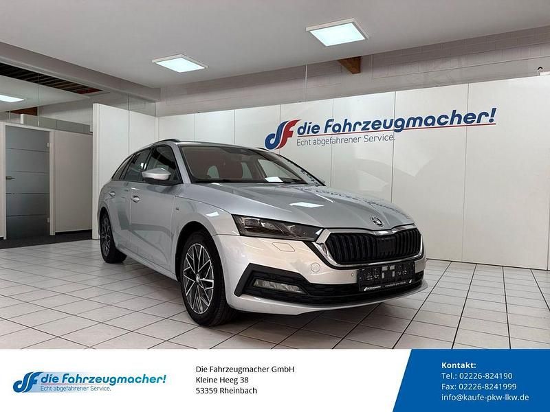 Brilliantsilber metallic Gebraucht 2021 Skoda Octavia Clever Kombi | 20.788 € (Fairer Preis) - Bild 1/4