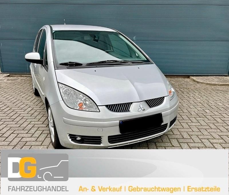 Gebraucht Mitsubishi Colt Motion 95 PS (69 kW) 2006 Silber Kleinwagen