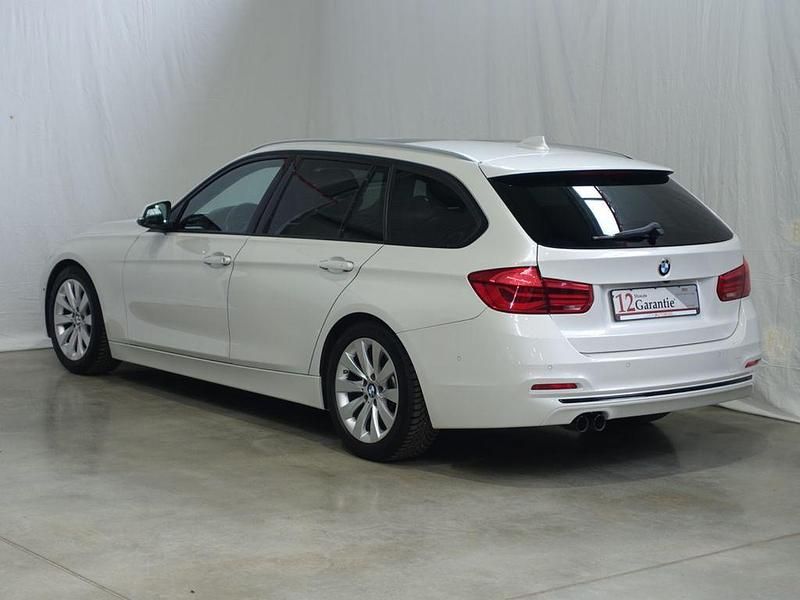 Gebraucht BMW 330 Sport Line 258 PS (189 kW) 2017 Weiß Kombi