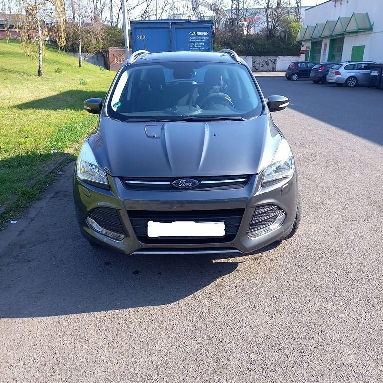 Gebraucht Ford Kuga SYNC Edition 150 PS (110 kW) 2016 Grau SUV