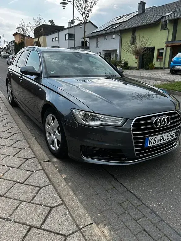 Gebraucht Audi A6 Ambiente 190 PS (139 kW) 2015 Kombi