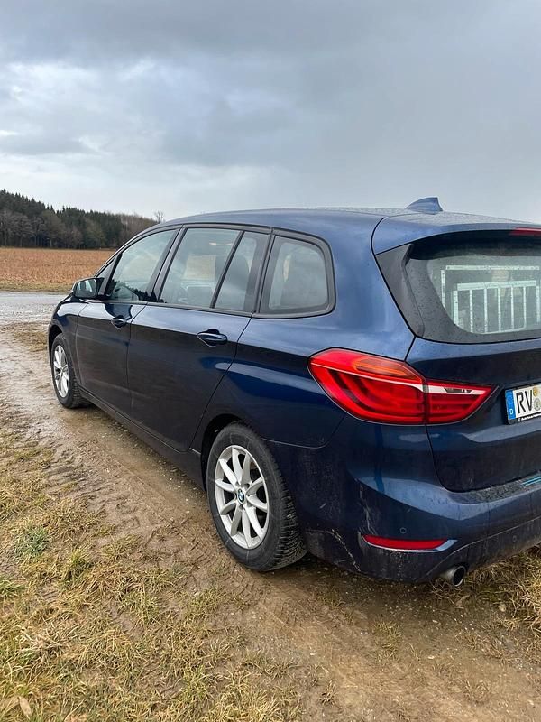 Gebraucht BMW 218 136 PS (100 kW) 2016 Blau Kombi
