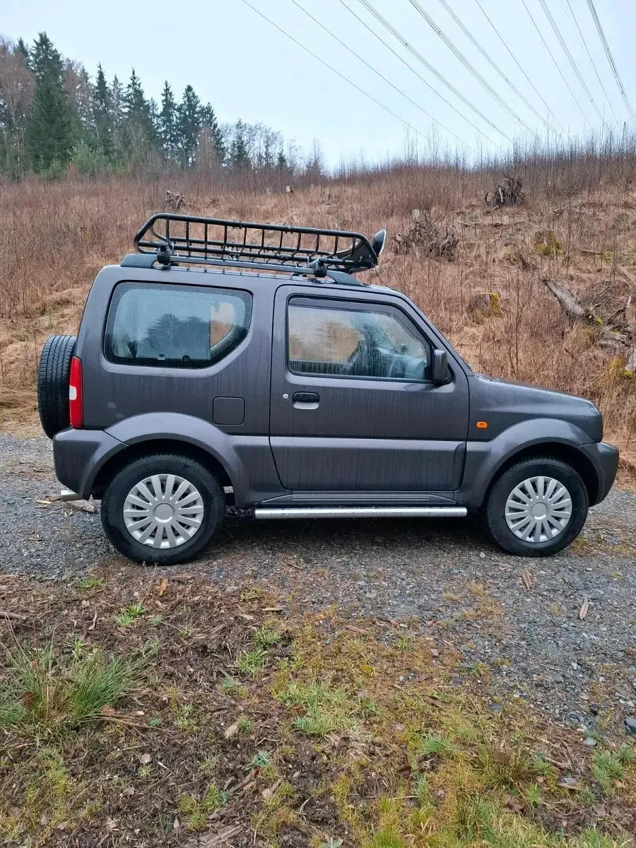 Gebraucht Suzuki Jimny 86 PS (63 kW) 2012 Grau SUV
