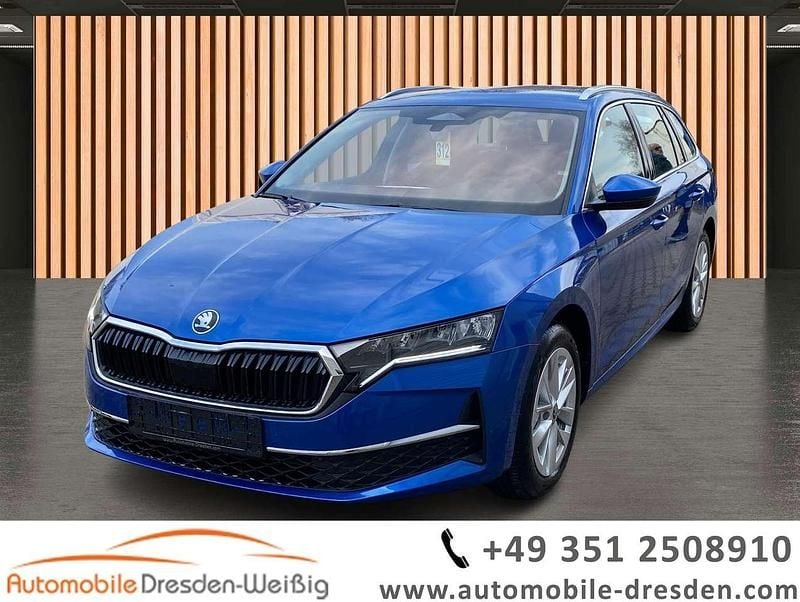 Gebraucht Skoda Octavia Selection 150 PS (110 kW) 2025 Race blau Kombi