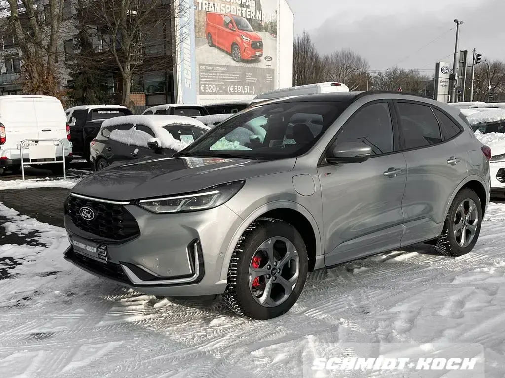 Gebraucht Ford Kuga 152 PS (111 kW) 2024 Solar silver (silber) SUV
