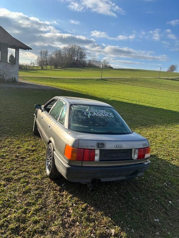 Gebraucht Audi 80 Performance 90 PS (66 kW) 1989 Grau Limousine