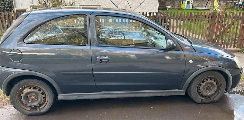 Gebraucht Opel Corsa 80 PS (58 kW) 2006 Grau Kleinwagen