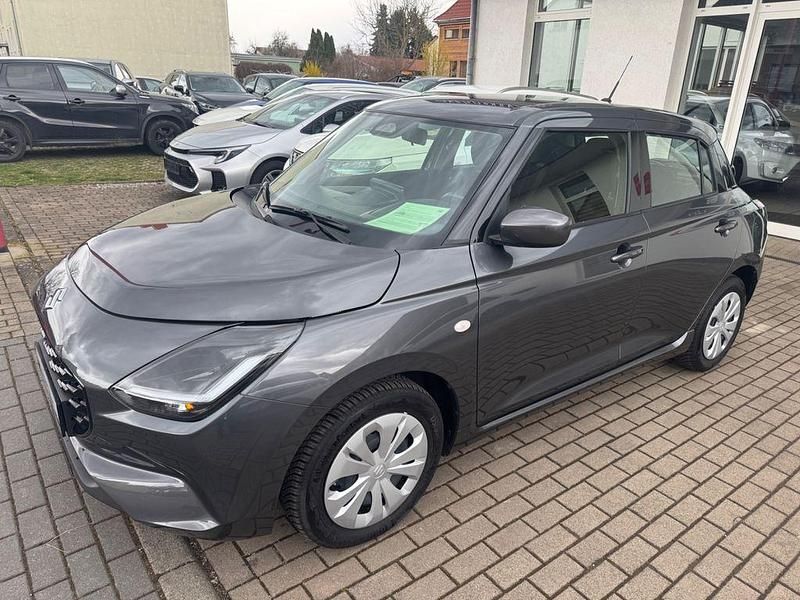 Gebraucht Suzuki Swift 83 PS (61 kW) 2024 Grau Kleinwagen