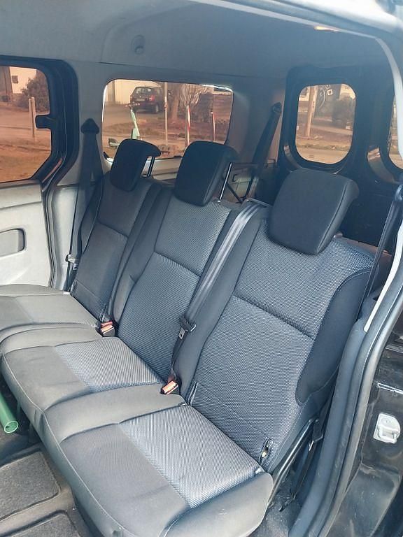 Gebraucht Renault Kangoo 110 PS (80 kW) 2016 Schwarz Van / Kleinbus