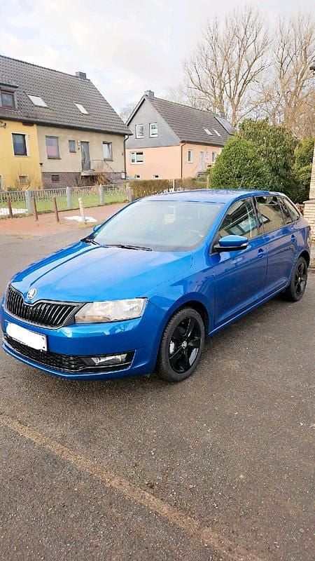 Blau Gebraucht 2019 Skoda Rapid Clever Limousine | 7.850 € (Superpreis) - Bild 1/4