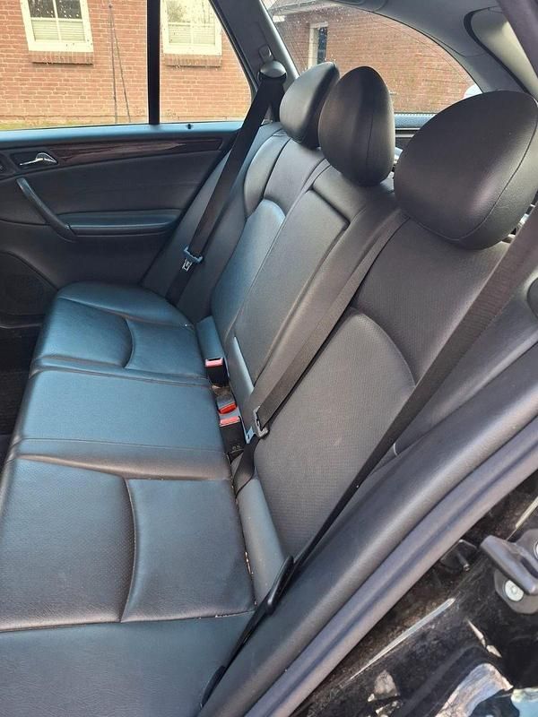 Gebraucht Mercedes C200 Elegance 163 PS (119 kW) 2004 Schwarz Kombi