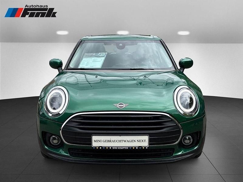 Gebraucht Mini One Clubman 102 PS (75 kW) 2022 British racing green iv (metallic) Kombi