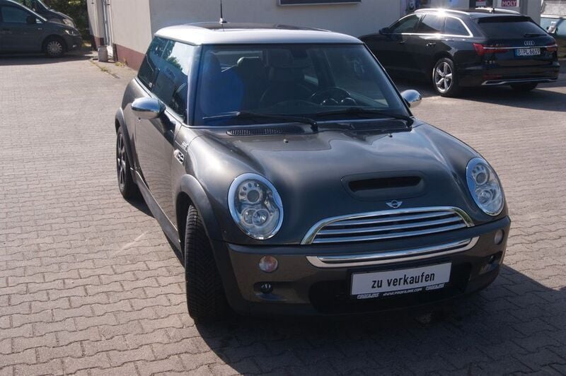 Grau Gebraucht 2005 Mini Cooper S Kleinwagen | 5.900 € (Fairer Preis) - Bild 1/4
