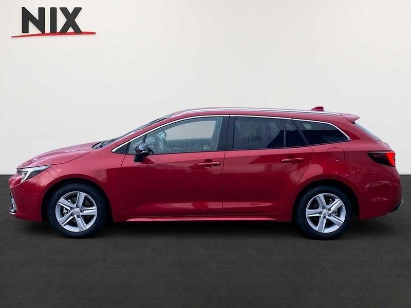 Neu Toyota Corolla 122 PS (89 kW) 2026 Rot Kombi