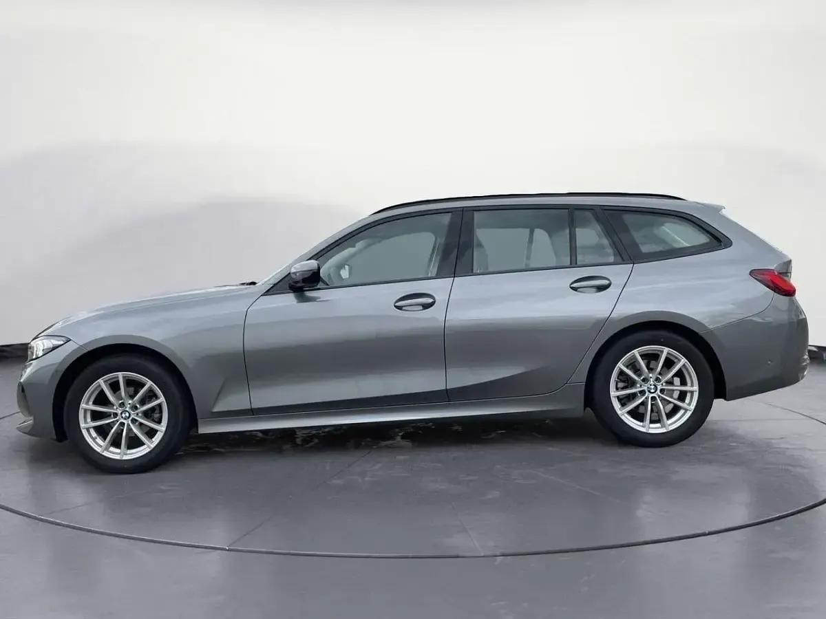 Brugt BMW 318 Efficient Dynamics 156 HK (114 kW) 2025 Grå Stationcar