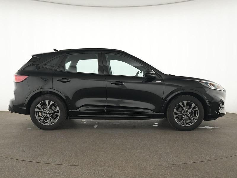 Gebraucht Ford Kuga ST-Line 190 PS (139 kW) 2023 Obsidian schwarz SUV
