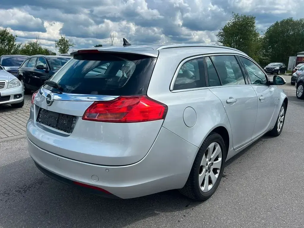 Brugt Opel Insignia Edition 140 HK (102 kW) 2010 Sølv Stationcar