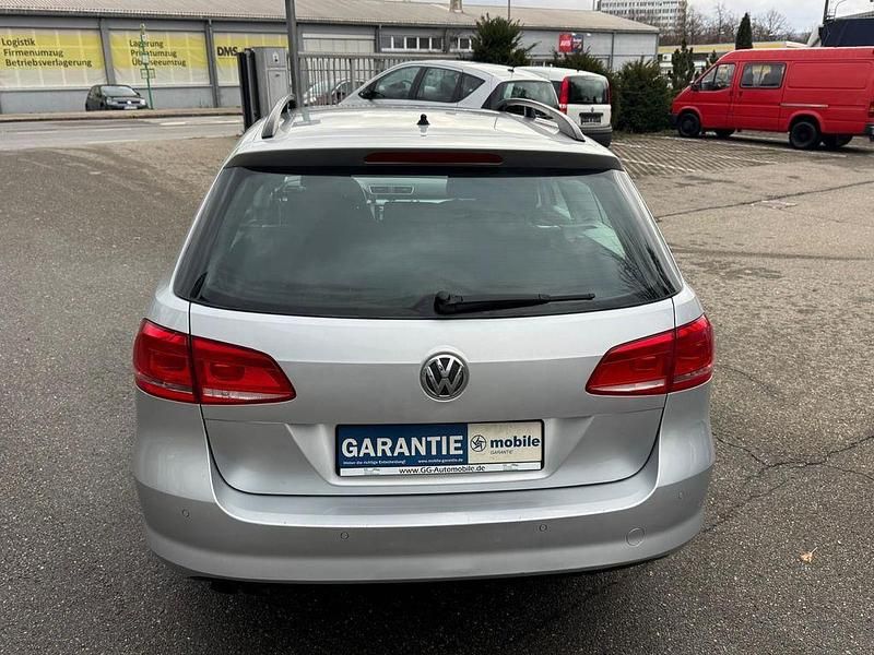 Gebraucht VW Passat Trendline 140 PS (102 kW) 2012 Kombi