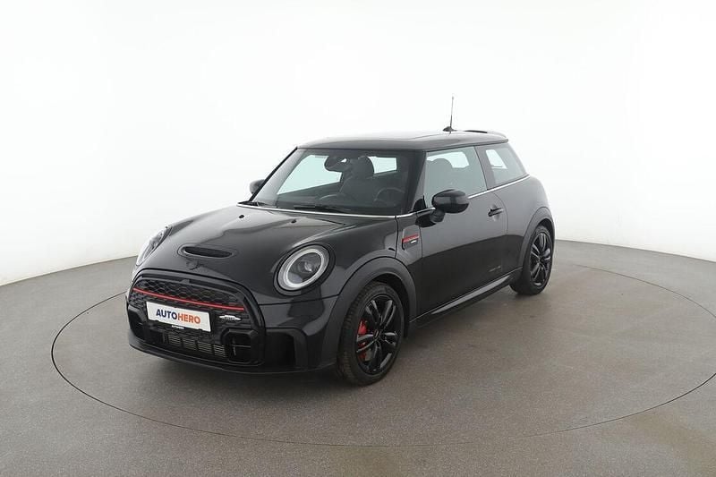 Grau Gebraucht 2023 Mini John Cooper Works Kleinwagen | 32.110 € (Fairer Preis) - Bild 1/3