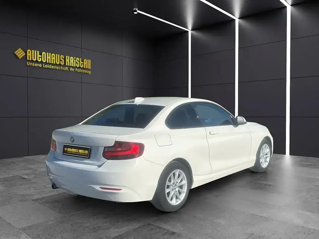 Gebraucht BMW 218 Advantage 136 PS (100 kW) 2016 Alpinweiss iii Coupé