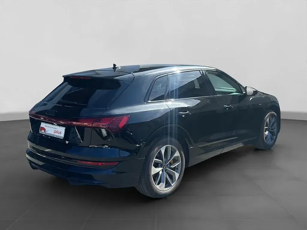 Gebraucht Audi e-tron S-Line 300 kW (408 PS) 2023 Schwarz SUV