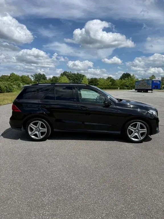 Gebraucht Mercedes GLE350 258 PS (189 kW) 2016 Schwarz SUV