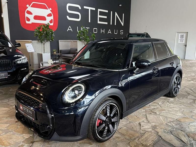 Enigmatic black metallic Gebraucht 2023 Mini Cooper S Classic Kleinwagen | 26.990 € (Fairer Preis) - Bild 1/4