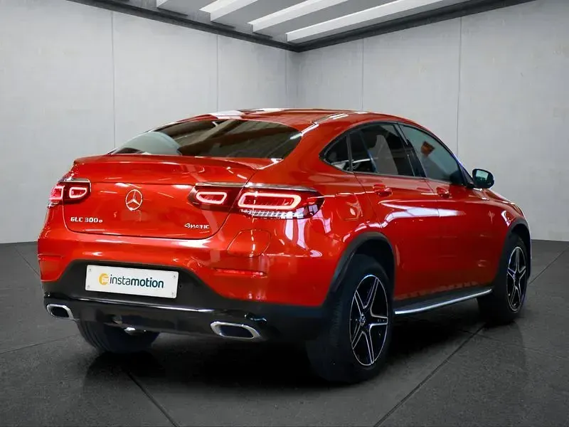 Gebraucht Mercedes GLC300 211 PS (155 kW) 2021 Rot SUV
