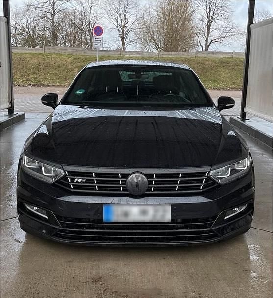 Gebraucht VW Passat R-line 179 PS (131 kW) 2015 Schwarz Limousine