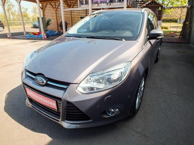 Usata Ford Focus 116 CV (85 kW) 2011 Grigio Station wagon