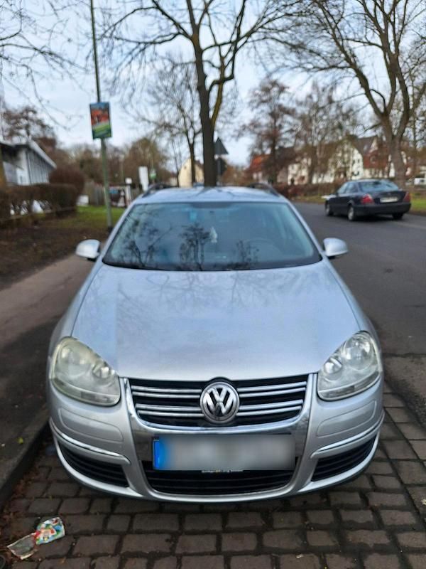 Gebraucht VW Golf V 105 PS (77 kW) 2008 Grau Kombi