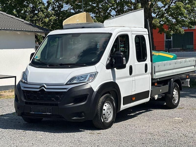 Weiß Gebraucht 2023 Citroën Jumper Van / Kleinbus | 14.990 € (Superpreis) - Bild 1/4