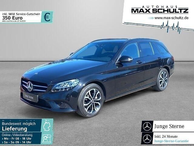 Gebraucht Mercedes C200 Night 184 PS (135 kW) 2020 Metalliclack obsidianschwarz (metallic) Kombi