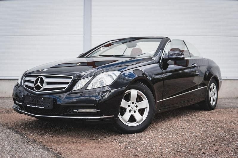 Gebraucht Mercedes E350 306 PS (225 kW) 2011 Schwarz Cabrio