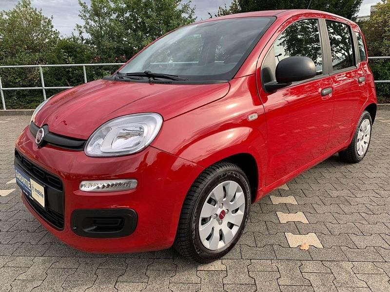 Rot Gebraucht 2016 Fiat Panda Lounge Kleinwagen | 8.999 € (Fairer Preis) - Bild 1/4