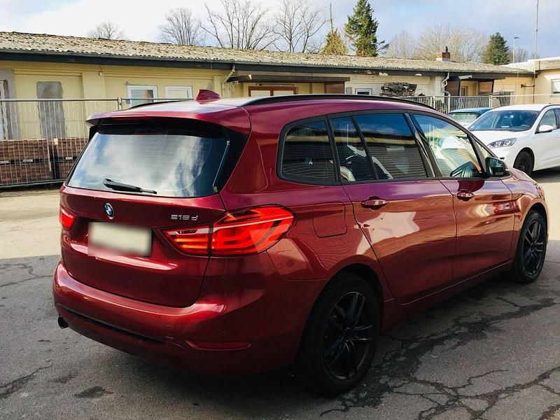 Gebraucht BMW 216 Gran Tourer 116 PS (85 kW) 2016 Rot Van / Kleinbus