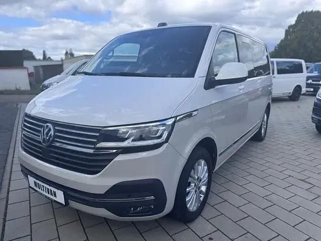 Usata VW Multivan Generation Six 150 CV (110 kW) 2020 Andere Monovolume