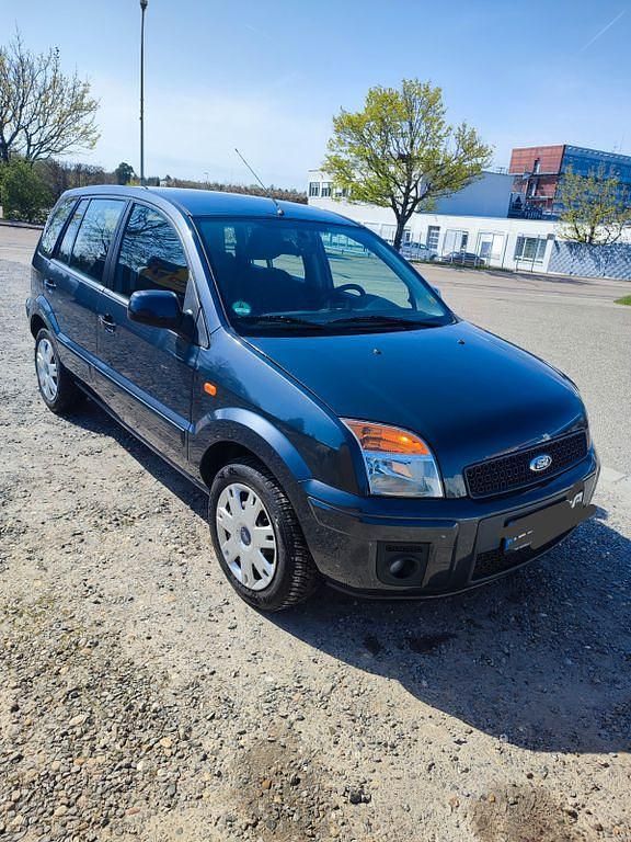 Gebraucht Ford Fusion Style 80 PS (58 kW) 2010 Grau Kleinwagen