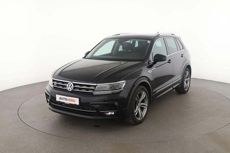 Schwarz Gebraucht 2020 VW Tiguan Highline SUV | 25.920 € (Guter Preis) - Bild 1/3