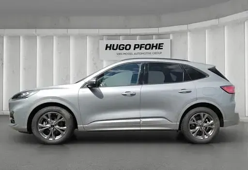 Gebraucht Ford Kuga ST-Line X 150 PS (110 kW) 2024 Solar silver metallic SUV